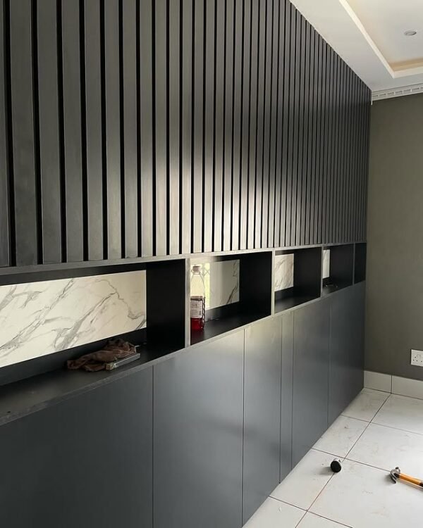 Modern & unique bedroom unit - Image 2